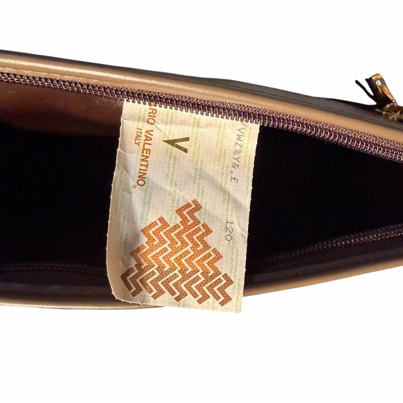 Vintage 80’s Mario Valentino Brown Monogram Clutch Bag with Original Tags - Picture 8 of 10